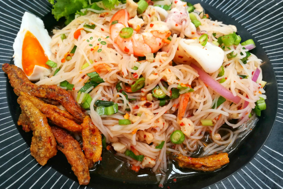 Salada de Bifum: Receita Fácil e Refrescante para Qualquer Ocasião