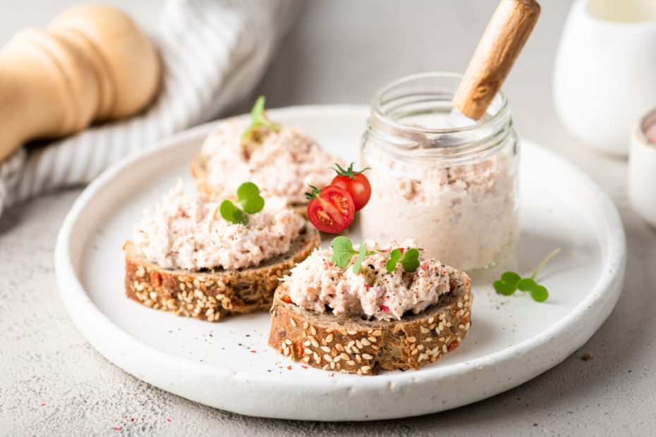 Como Preparar um Patê de Atum com Tomate Fácil e Rápido em Minutos