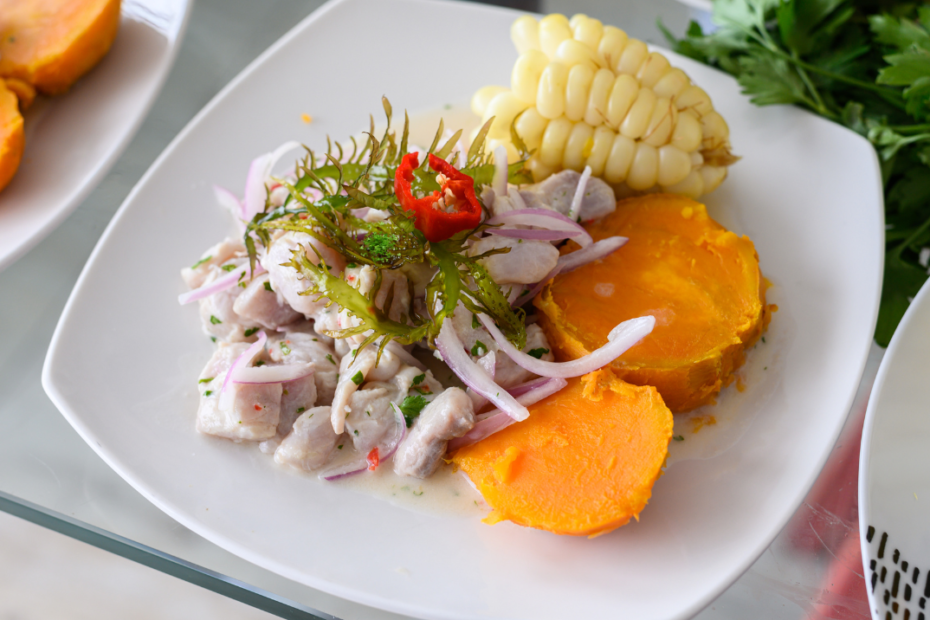 Como Fazer Ceviche Peruano Autêntico: Receita Simples e Saborosa