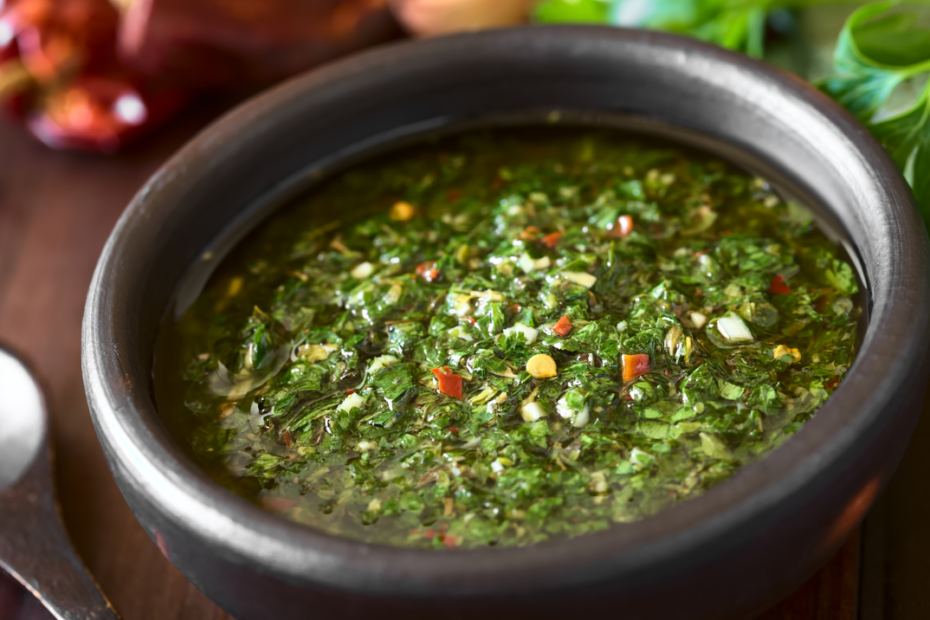 Como Preparar o Molho Chimichurri Perfeito para Churrasco: Receitas e Dicas